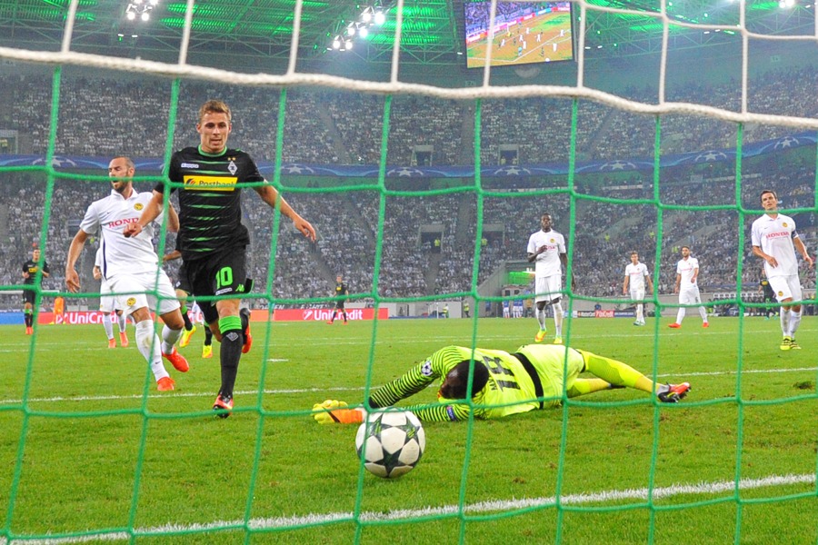 Hazard trifft erneut (Foto: Norbert Jansen / Fohlenfoto)