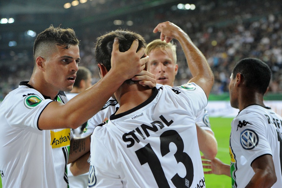 Jubel um Doppeltorschützen Lars Stindl (Foto: Norbert Jansen / Fohlenfoto)