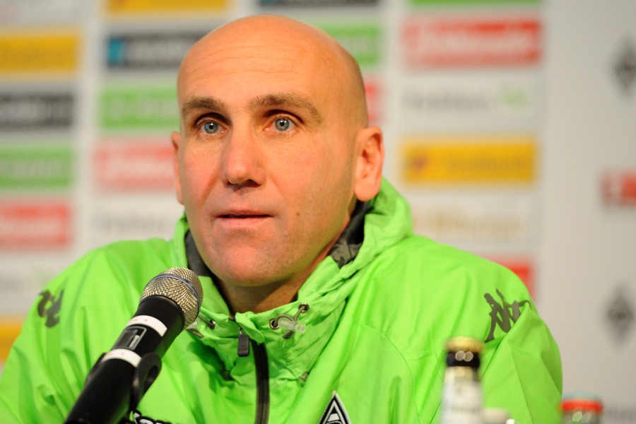 André Schubert auf der PK am Freitag (Foto: Norbert Jansen / Fohlenfoto)