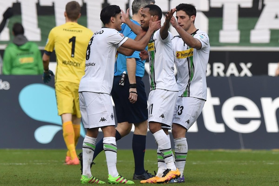 Torschützen unter sich (Foto: Team2 Sportphoto)