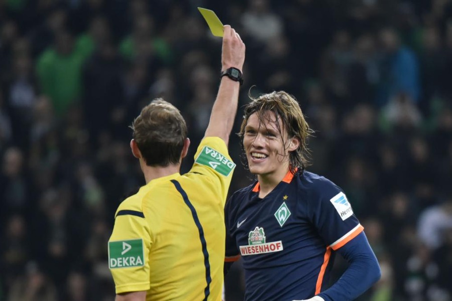 Jannik Vestergaard nimmt's mit Humor (Foto: Team2 Sportphoto)