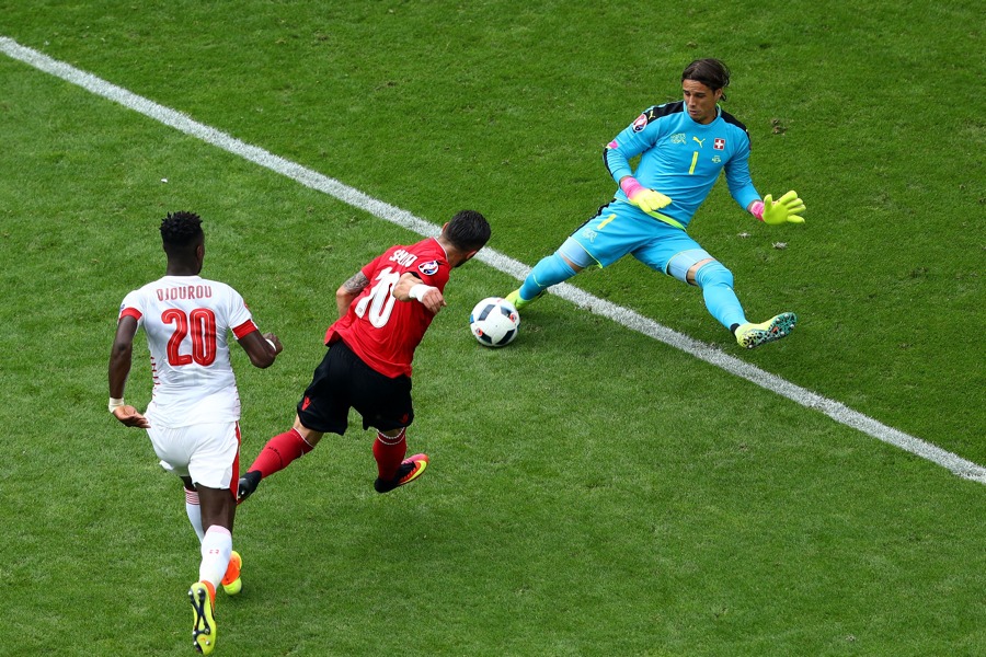 Die erste Klasseparade von Yann Sommer (Foto: Clive Mason / Getty Images)