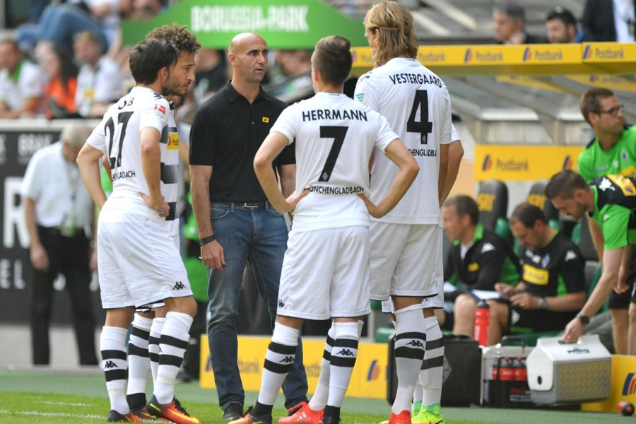 Große Auswahl für André Schubert (Foto: Team2 Sportphoto)