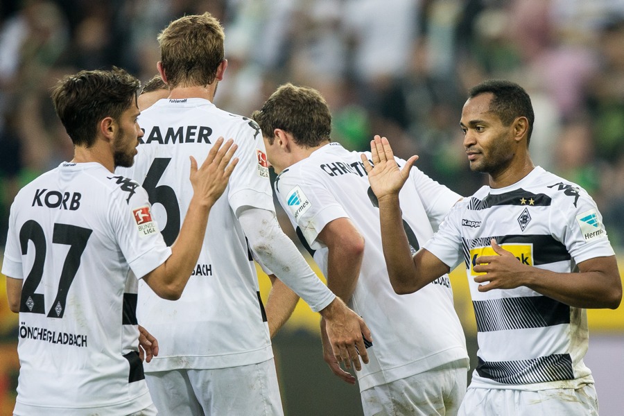 Kantersieg über Werder (Photo by Maja Hitij / Bongarts / Getty Images)