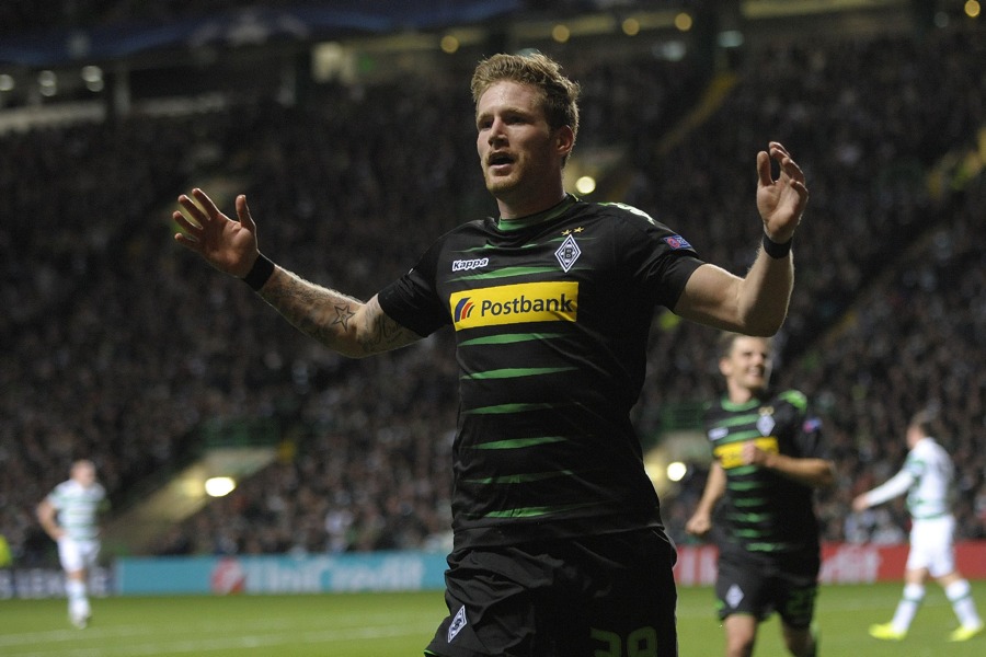 André Hahn nach dem 2:0 (Foto: Andy Buchanan / AFP / Getty Images)