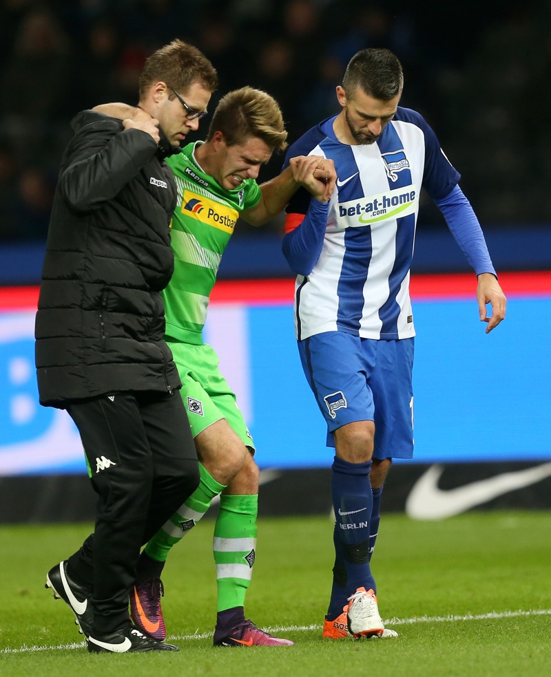 Herrmann zwischen Dr. Porten und Ibisevic (Foto: Matthias Kern / Bongarts / Getty Images)