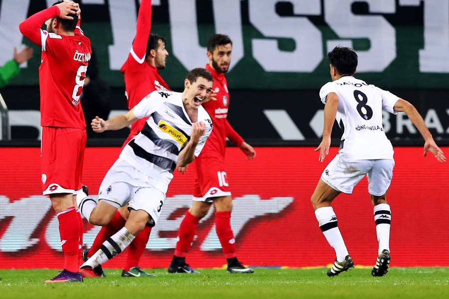 Andreas Christensen bejubelt das Tor des Tages (Foto: Alex Grimm / Bongarts / Getty Images)