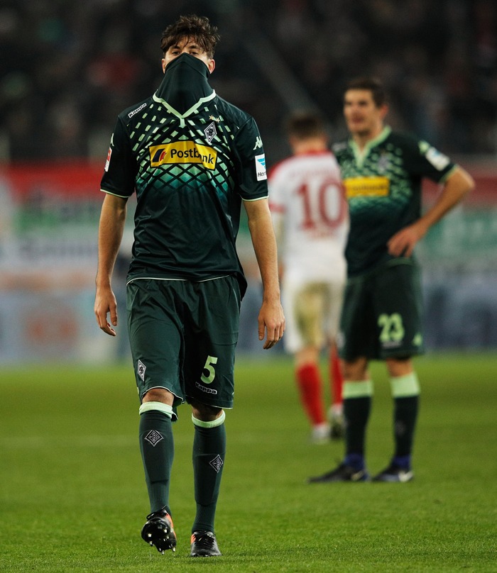 Tobias Strobl nach seinem Fauxpas (Foto: Adam Pretty / Bongarts / Getty Images)