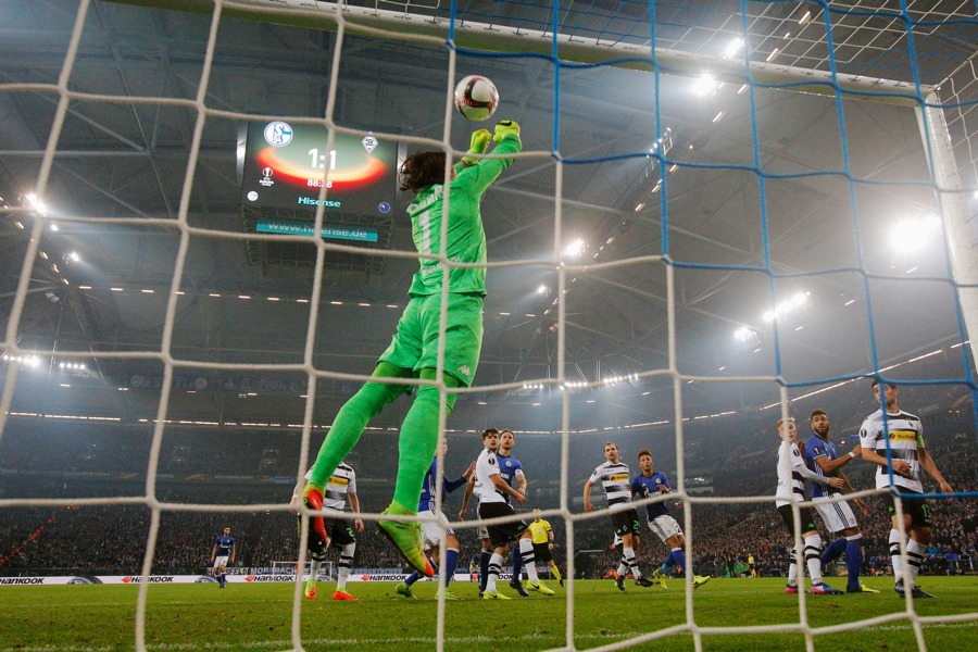 Yann Sommer in Aktion (Photo by Dean Mouhtaropoulos / Bongarts / Getty Images)