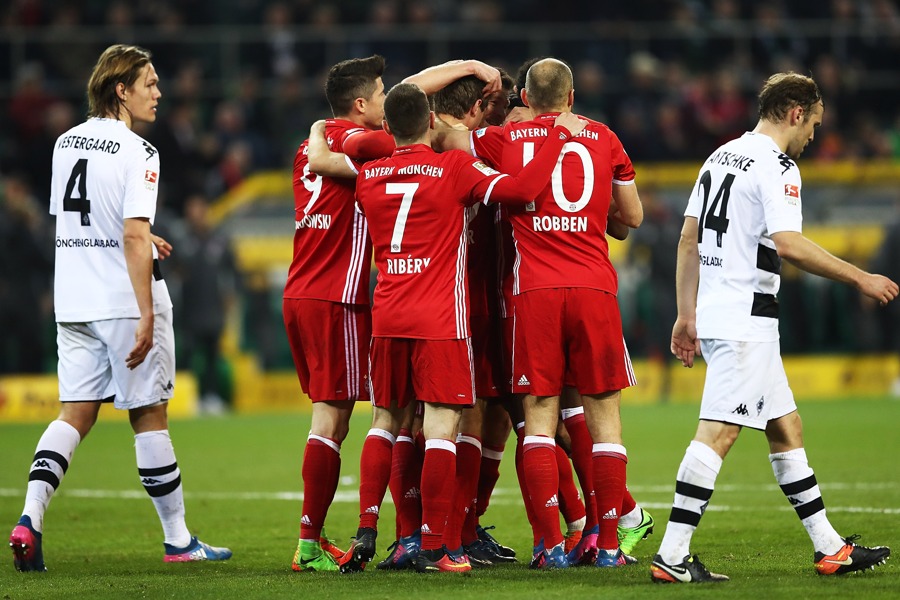 Am Ende jubelten die Bayern Foto: Lars Baron / Bongarts / Getty Images)