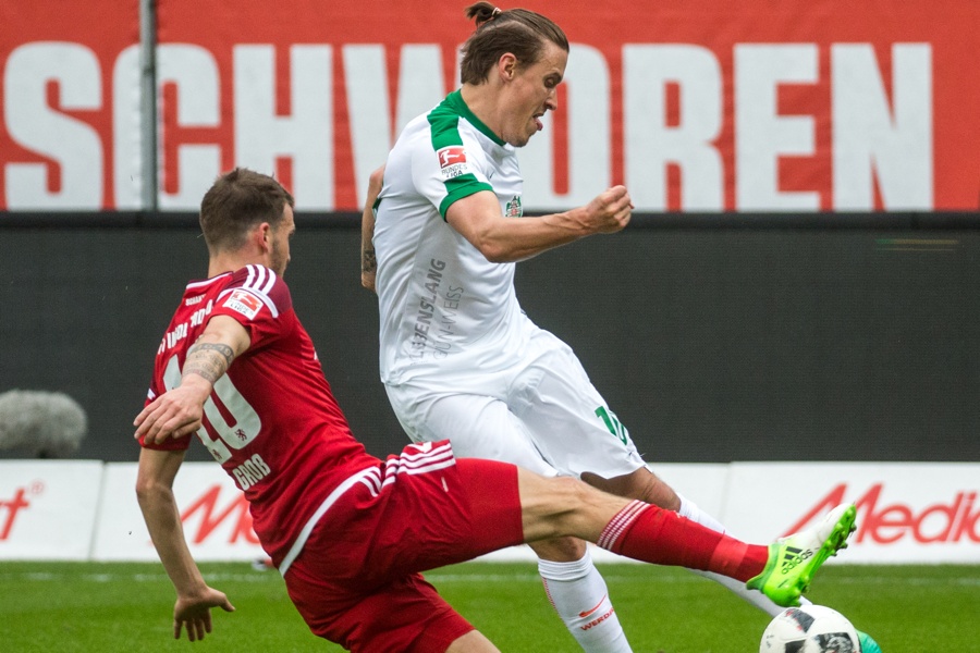 Ulkige Frisur, aber vier Tore: Max Kruse in Ingolstadt (Foto: Marc Mueller / Bongarts / Getty Images)