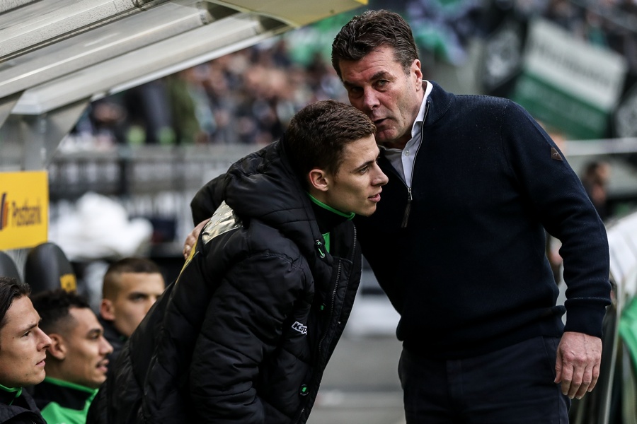 Dieter Hecking braucht einen gesunden Thorgan Hazard (Foto: Maja Hitij / Bongarts / Getty Images)