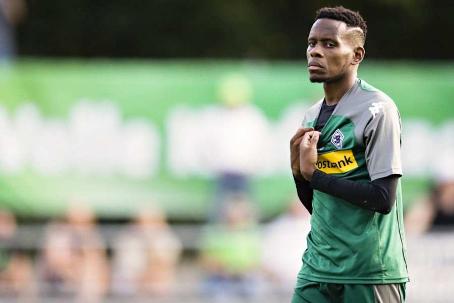 Ibrahima Traoré schaut zwar etwas müde drein, doch die erste Einheit war noch relativ entspannt (Foto: TORfabrik.de)