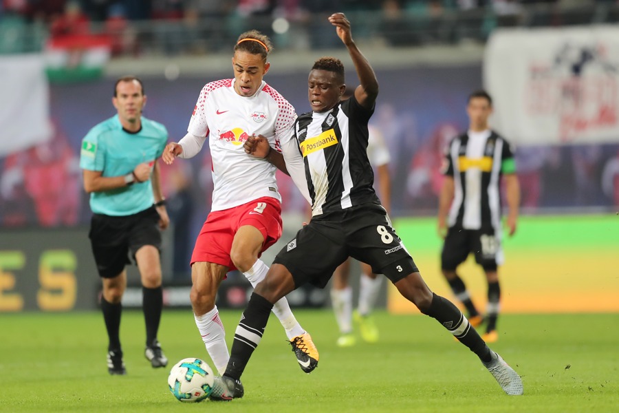 Zweikampfstark - Denis Zakaria (Foto: Boris Streubel / Bongarts / Getty Images)