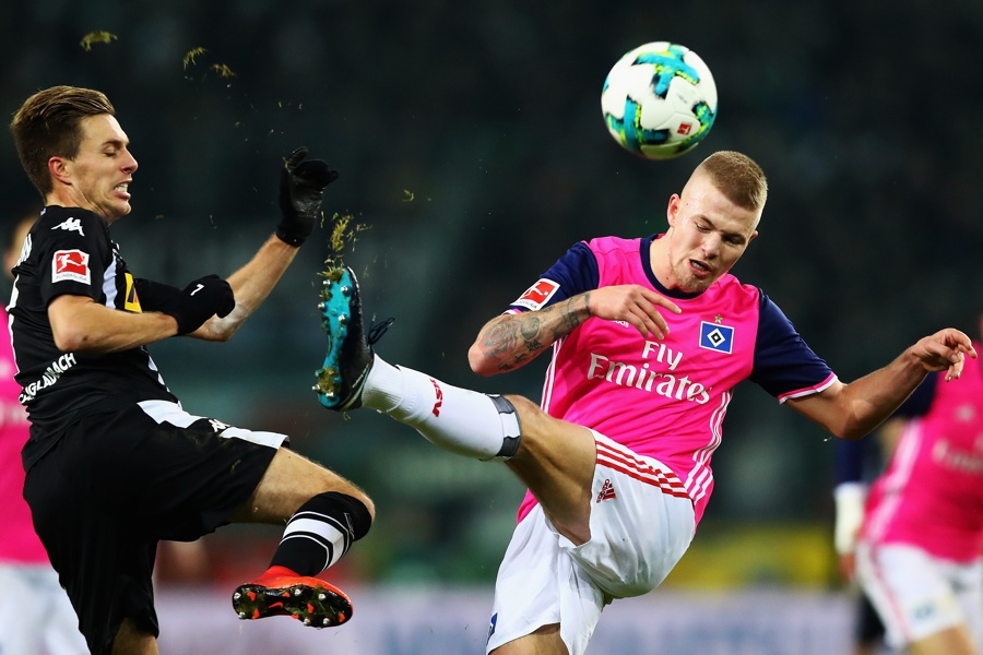 Die Fetzen flogen (Foto: Dean Mouhtaropoulos / Bongarts / Getty Images)