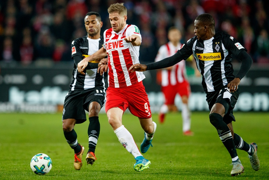 Nur Zakaria und Raffael überzeugten im Derby (Foto: Lars Baron / Bongarts / Getty Images)