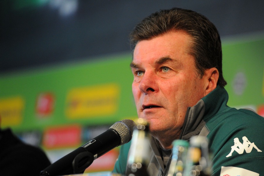 Dieter Hecking auf der PK am Donnerstag (Foto: TORfabrik.de)