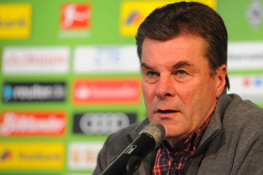 Dieter Hecking am Freitag bei der PK (Foto: TORfabrik.de)