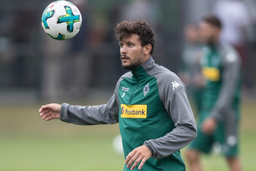 Tobias Strobl ist zurück auf dem Trainingsplatz (Foto: Maja Hitij / Bongarts / Getty Images)