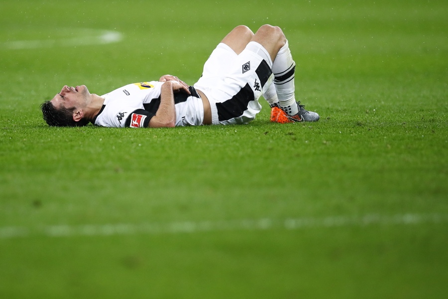 Harte Zeiten - auch für Lars Stindl (Foto: Maja Hitij / Bongarts / Getty Images)